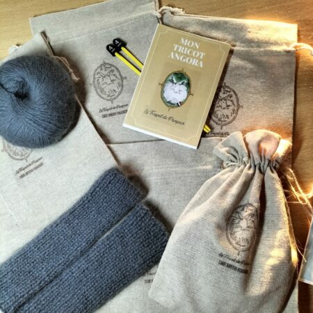 Kit Tricot: Manchettes Florette (sans aiguilles)